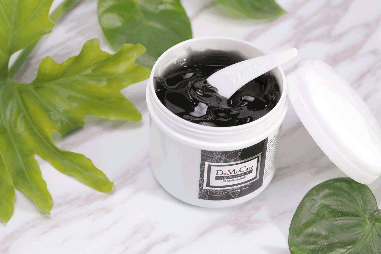 脸闭口痘痘毛孔粗大怎么化底妆,皮肤有痘印粉刺闭口怎么上底妆