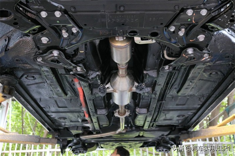 雷克萨斯gx460有必要做底盘装甲吗,现在本田cr-v有必要装底盘装甲吗