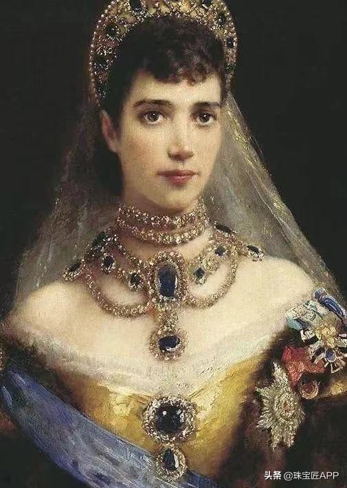 22岁丧子，英国王室觊觎她的珠宝，壕到闪瞎眼的俄国末代皇太后