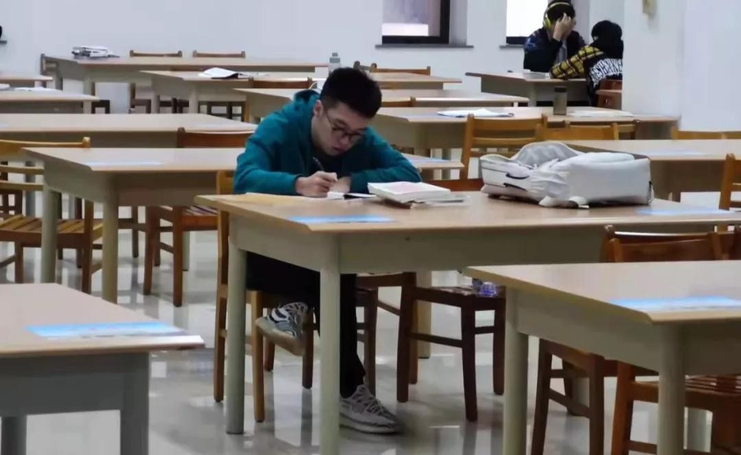 “神仙”舍友情，NWU这个宝藏男生宿舍，优秀100分