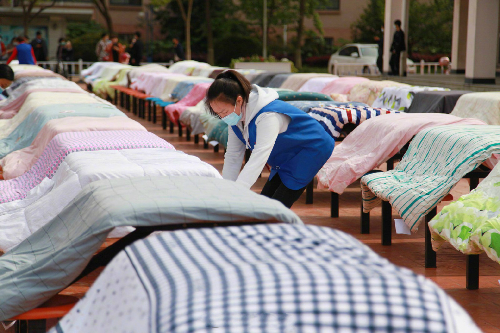 开学被褥发霉怎么办,宿舍被子受潮发霉怎么办