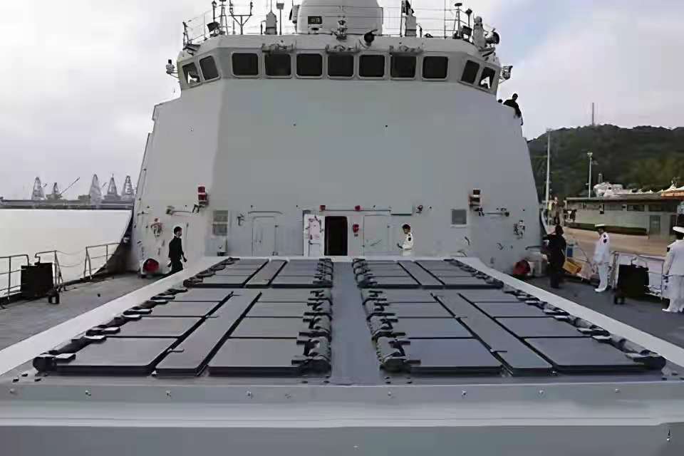 关于HQ-16和ESSM以及垂直发射单元的密集填装的一些不成熟看法