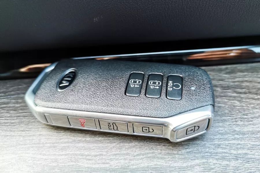 全新起亚k5测评,全新起亚K5试驾