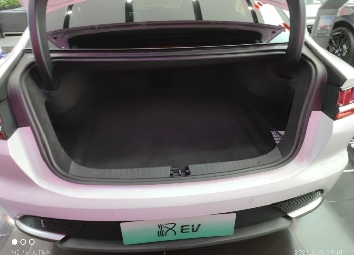 雪域白与普通白漆有区别吗,山脉灰对比雪域白