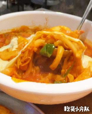 南京超火韩餐,三里屯上菜韩餐