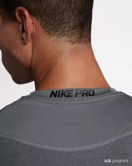 健身肌肉男穿衣搭配图片,肌肉男在健身穿衣搭配