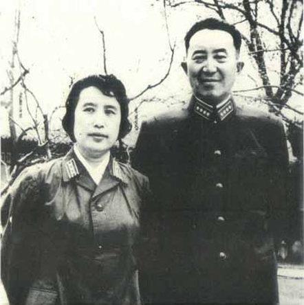 罗瑞卿大将的第二任妻子，99岁高龄仍健在，长子少将，三子董事长