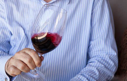 何为葡萄酒的醒酒,需要醒酒的葡萄酒主要有以下几类