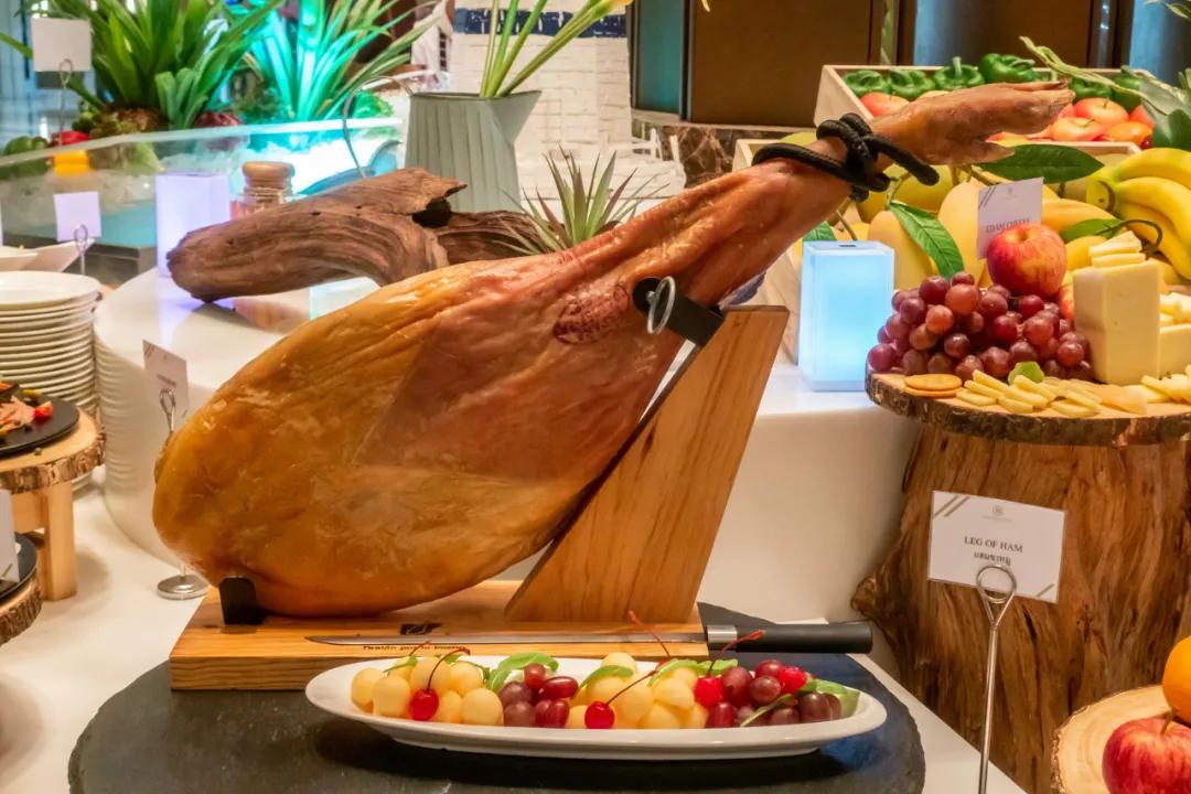 怎么样才能让顾客进店吸引客流,客流少的情况怎么抓住顾客