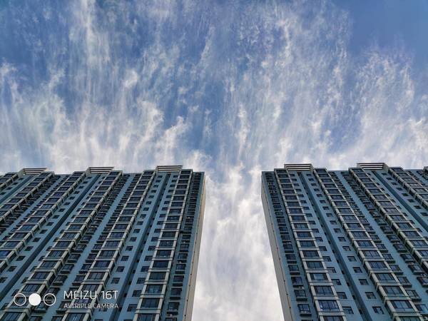 魅族16t:为娱乐而生诠释大屏美学,魅族16t正式发布对称全面屏