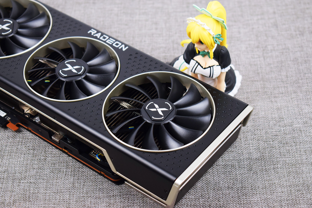 讯景rx6800海外版v1图片,rx6800讯景海外版