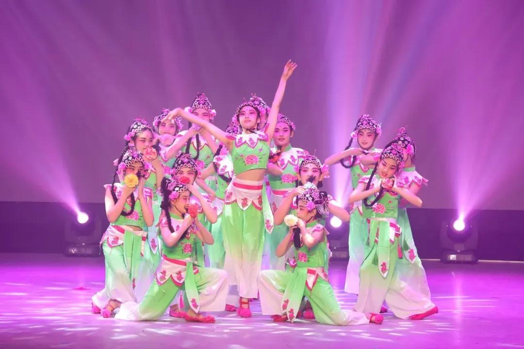 西街小学校园丰富多彩的社团活动,胶州市第六实验小学