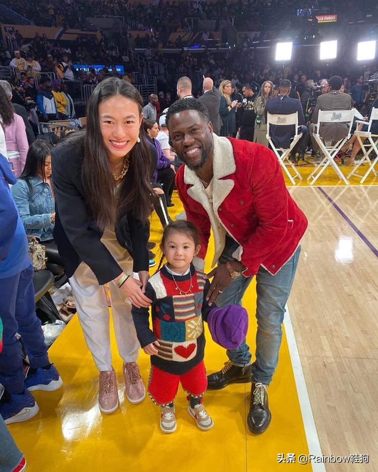 玫瑰金丝绸、反转熊猫还有黑丝绸？一月份待发售的鞋款狠货不少