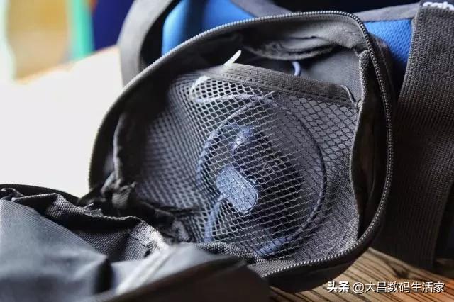 回程路远，有个护颈枕就好