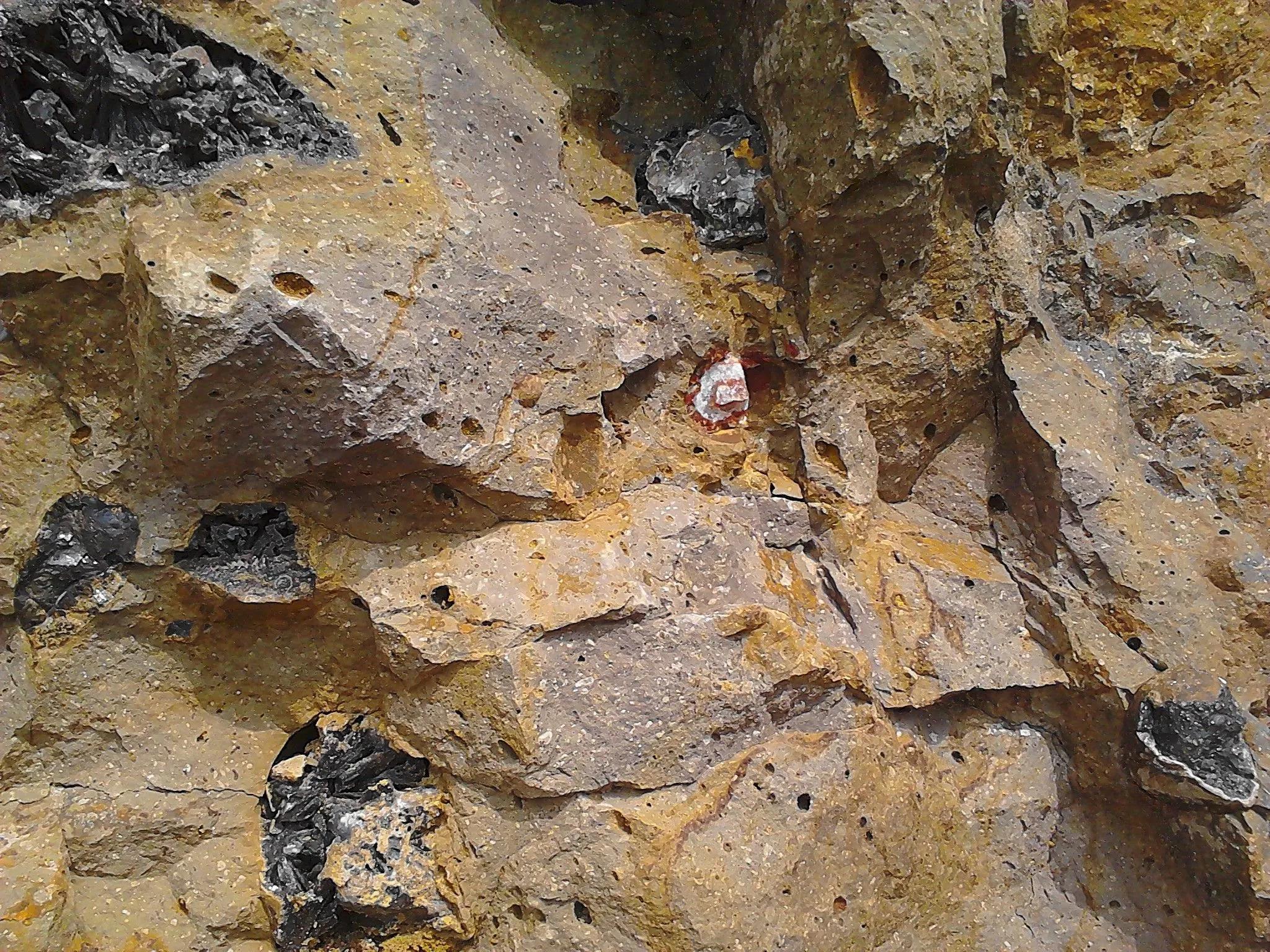 见证了地球变化的石头,岩石如何记录地球演化历史