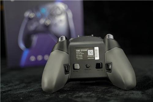 飞智八爪鱼2怎么开启体感,飞智八爪鱼2游戏手柄一键连招