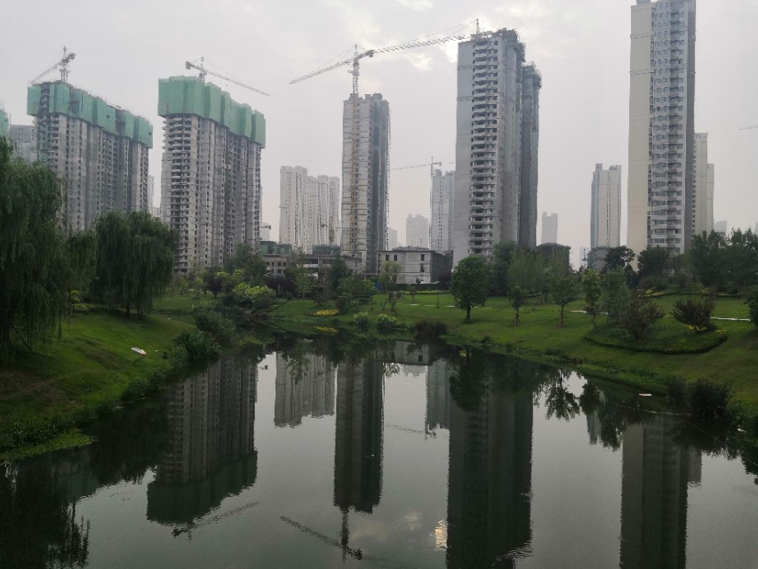 淮安足球场夜场,足球场夜场图片