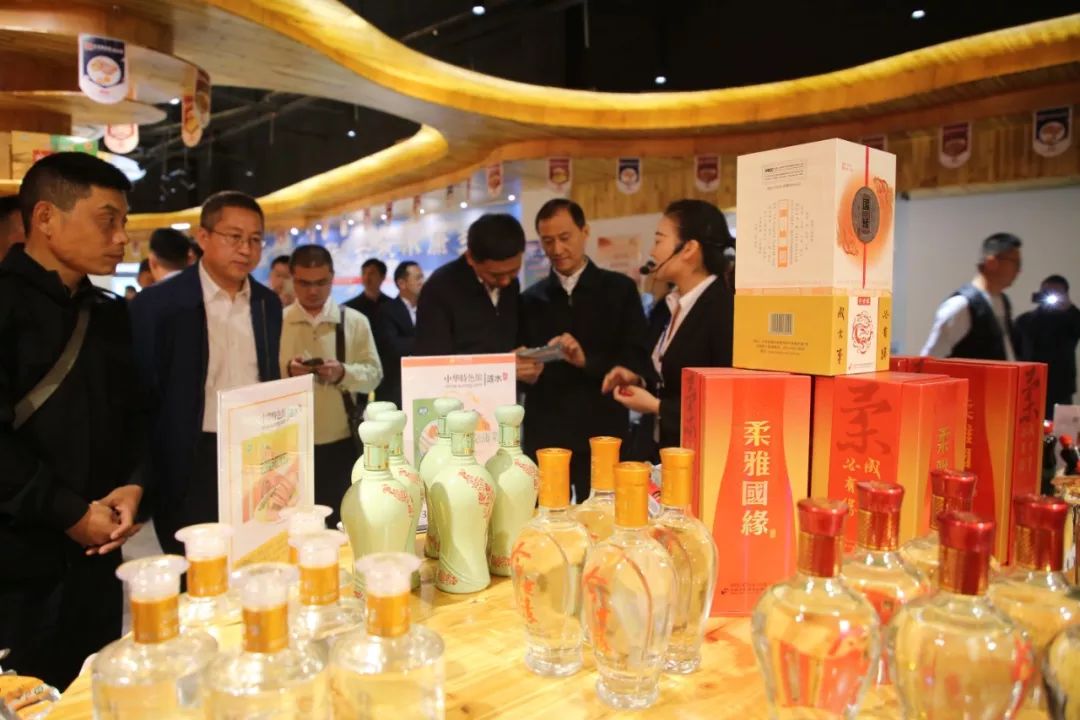 涟水这个馆的线上线下同步启动仪式火啦