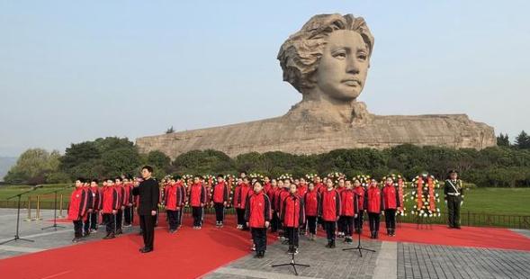 历史上的伟大革命家,向老一辈革命家致敬的科学家