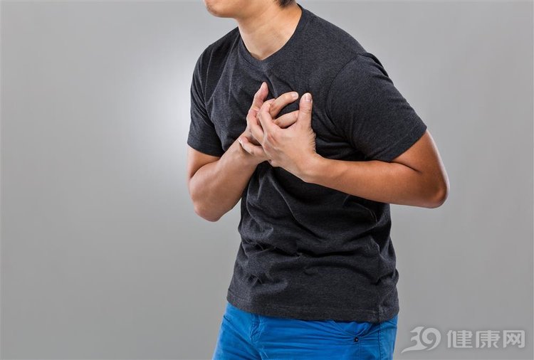 悲剧！一天内2名中年壮汉跑步时猝死，平时一直有运动习惯