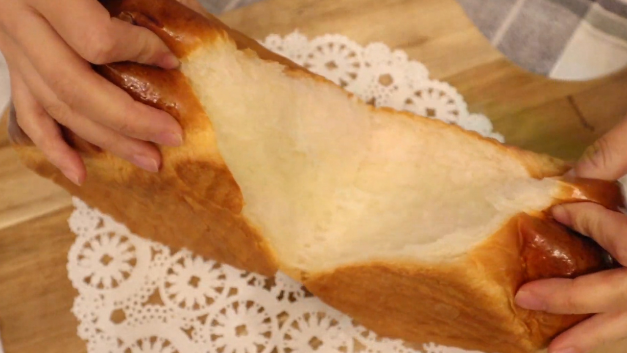 酵母粉和泡打粉小苏打有什么区别,酵母粉和小苏打的区别是什么