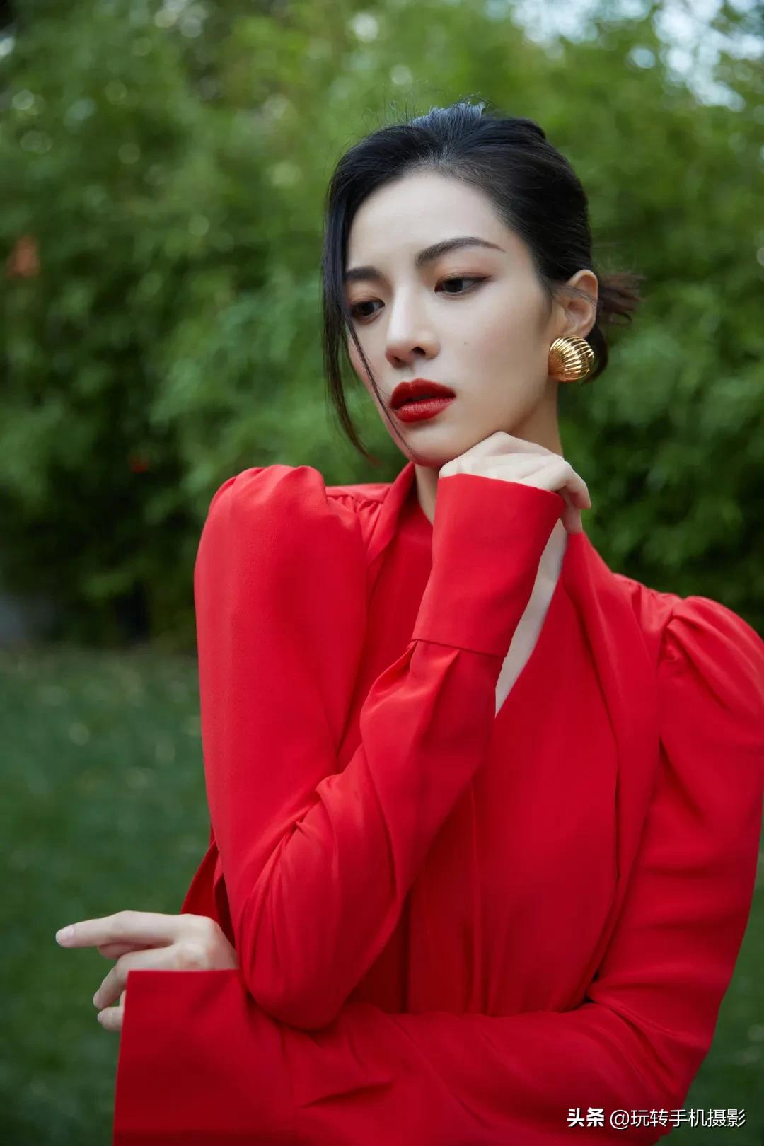 如何让眼睛拍照有神,拍照眼睛无神怎么改善