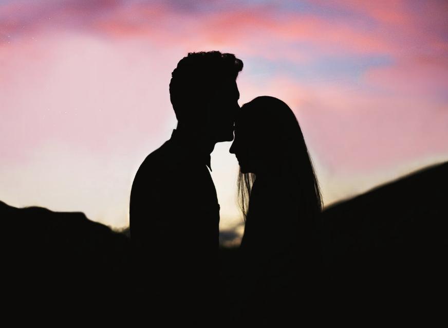 爱情保卫战男友欠钱不还,爱情保卫战男子靠妈妈给钱谈恋爱