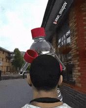 猝不及防一字马搞笑动图,搞笑gif倒立外加一字马