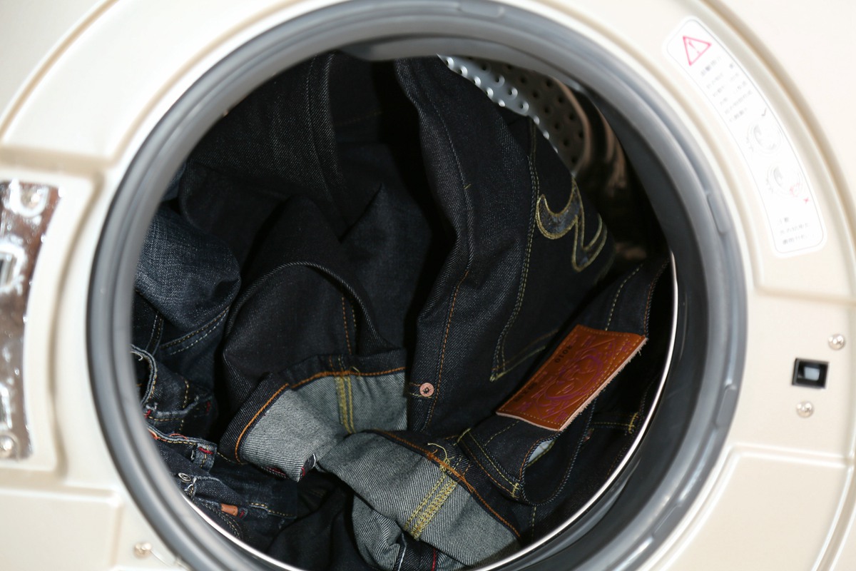 晒衣服不弄干水,晒衣服不脱水会怎么样