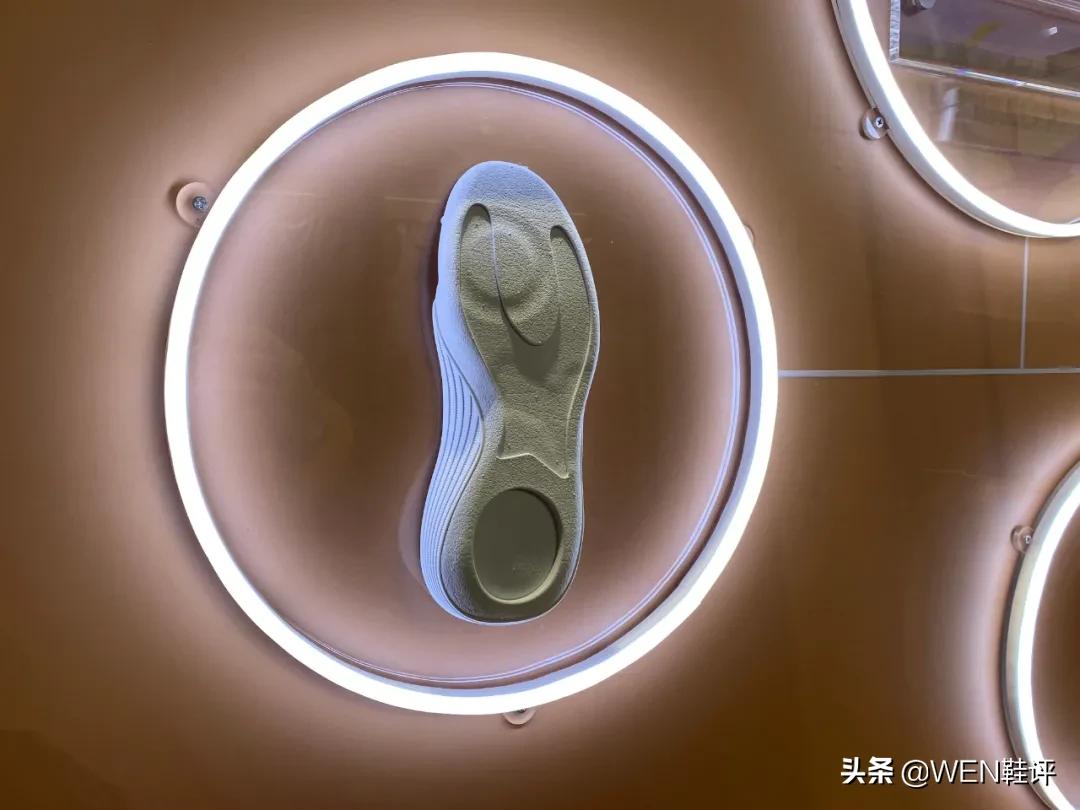 又帅又能打后卫鞋,又帅又能打篮球鞋