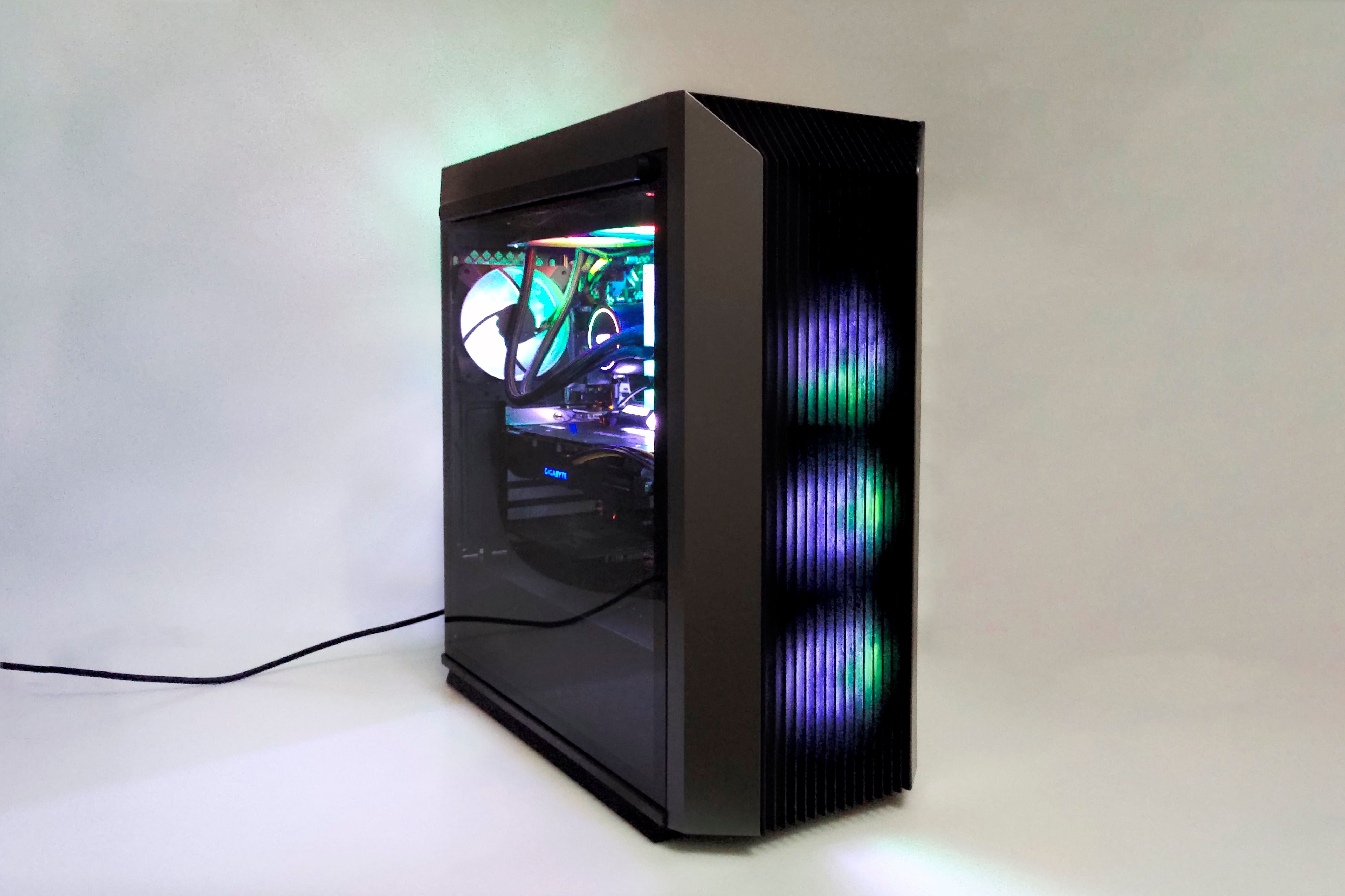 九州风神cl500机箱玻璃炸了,九州风神cl500机箱可以装4070ti吗