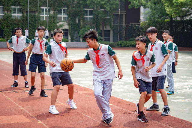 加入郑外教育集团，开启新征程！教师节，南京五初“筑梦教师团”惊艳亮相