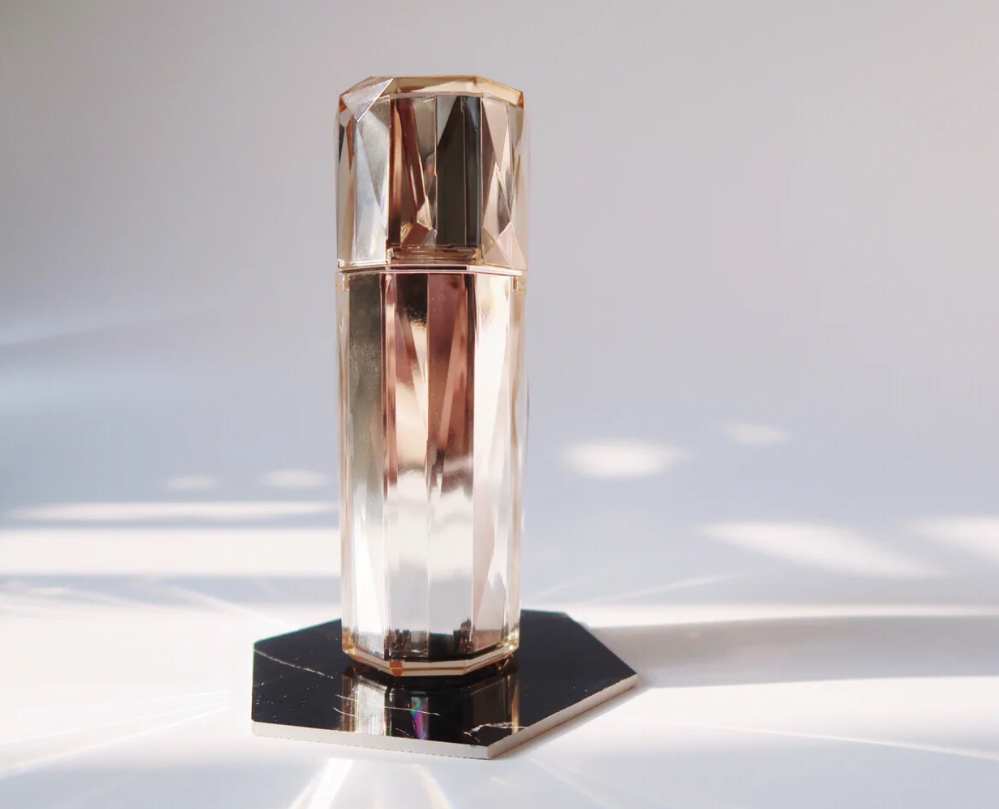 有钱推荐的白瓶精华,有钱人用什么精华护肤