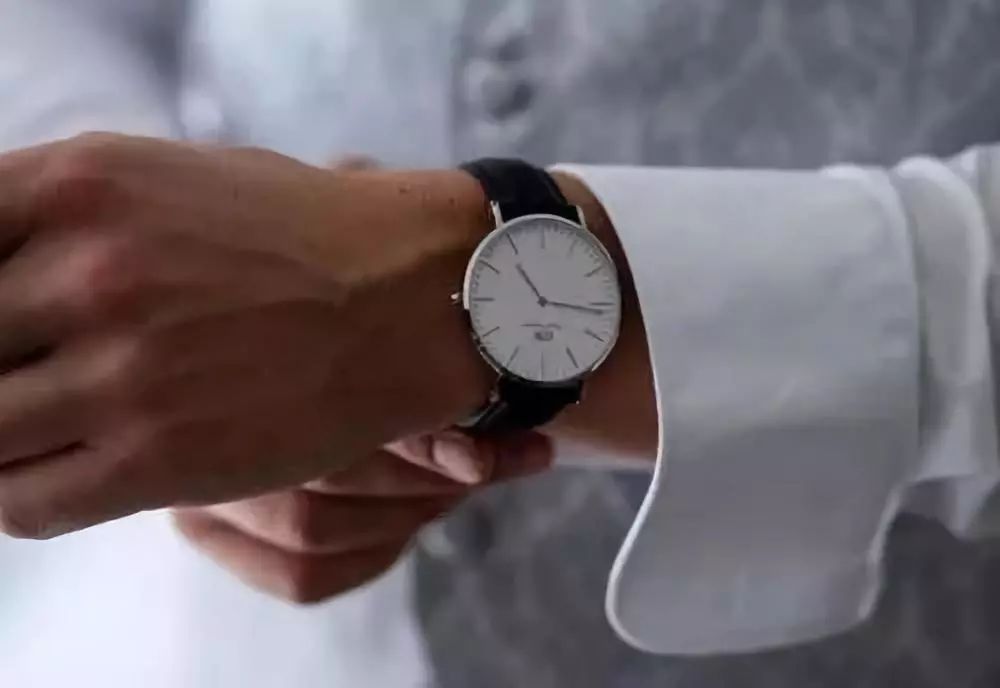 通勤又商务的手表,既显白又显气质的手表