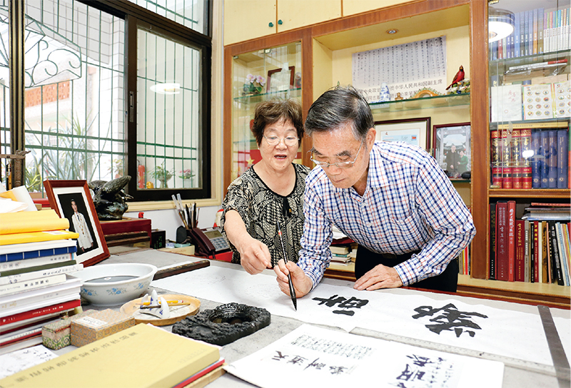 麦贤得人民英雄授勋视频,人民英雄麦贤感动视频