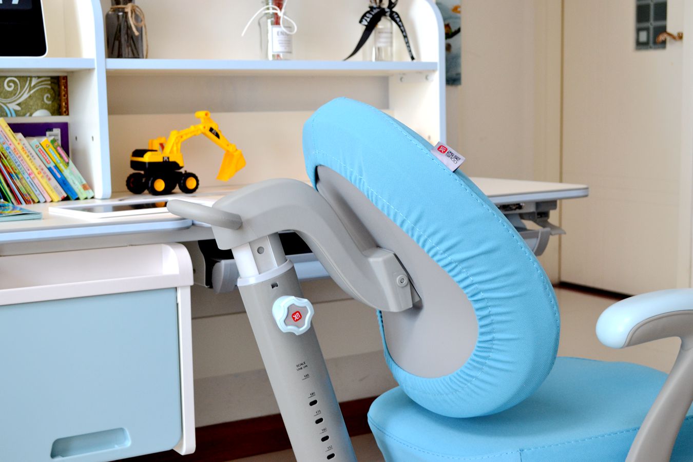 神器学习用品,专业学习桌椅是否鸡肋