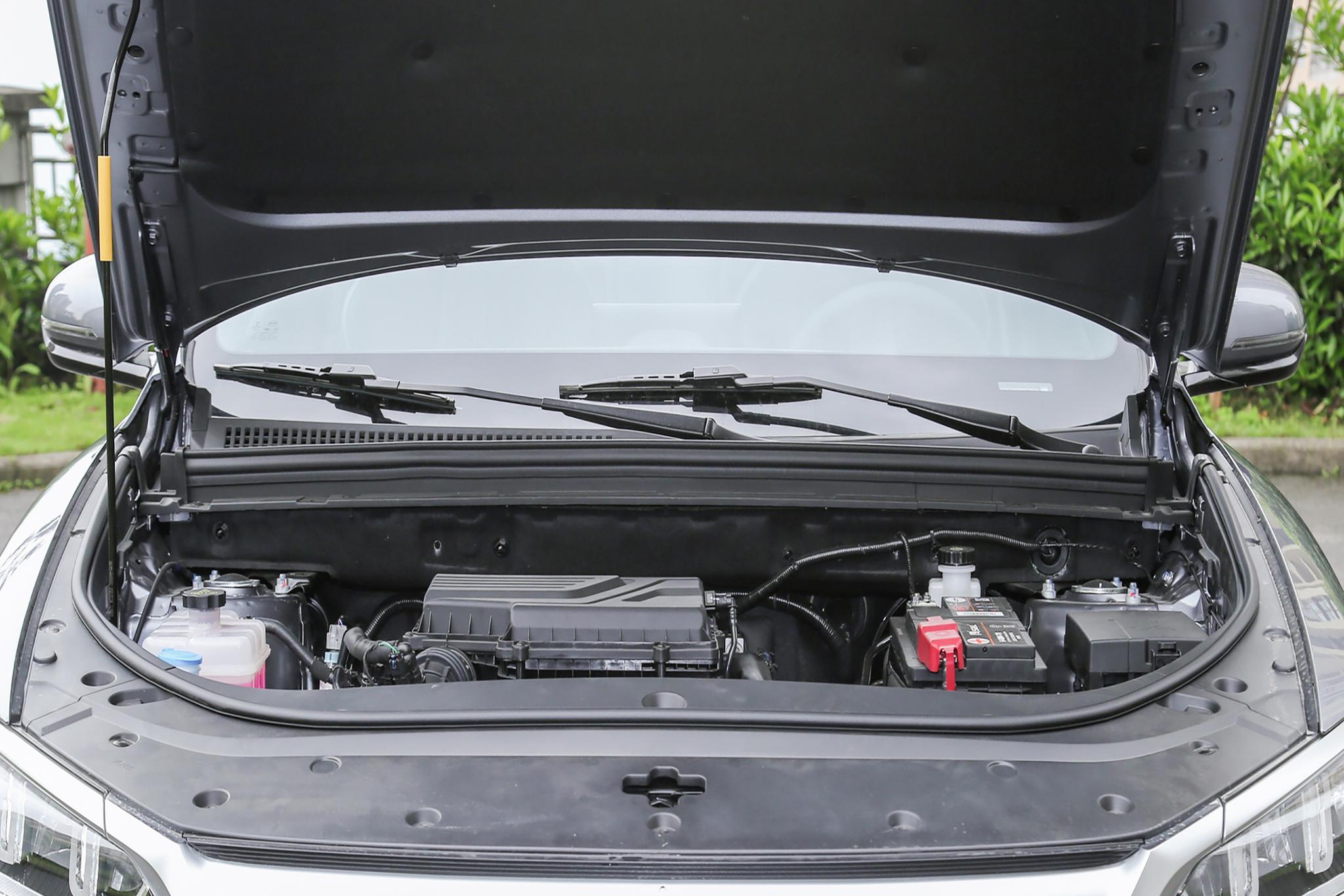 10万左右v六引擎爆发400匹马力的suv,这三款10万suv竟开出性能车的感觉