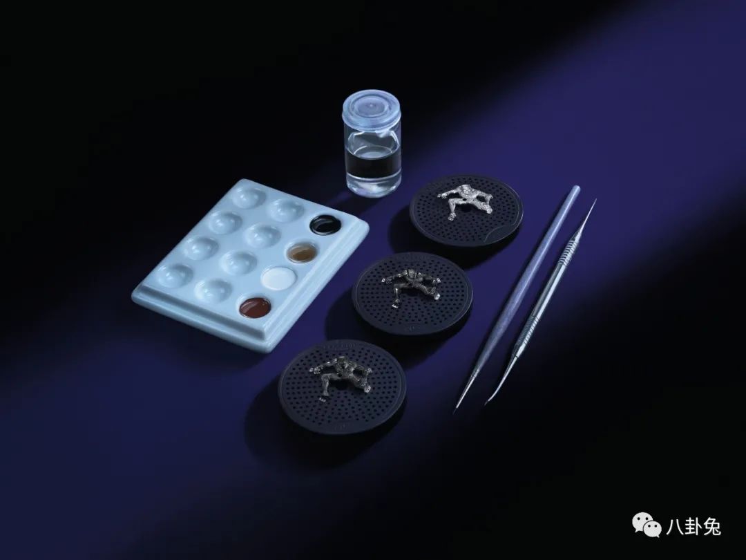 一上架就被抢空的手机性价比,爱彼黑豹陀飞轮