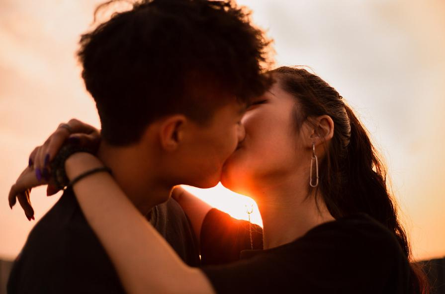 我累了不想再谈对象了,我累了不想谈恋爱了古文