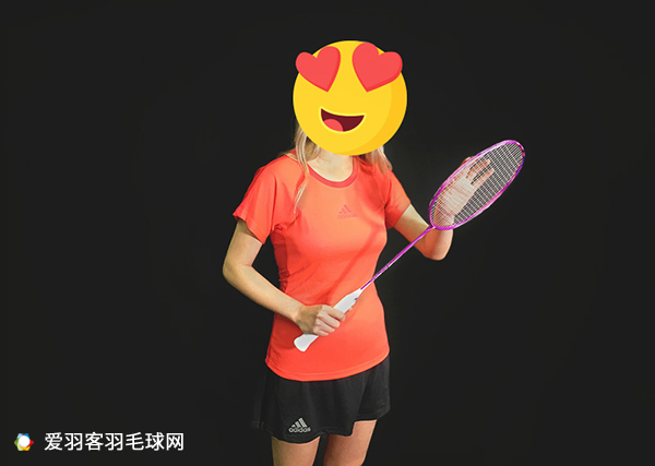 青春靓丽粉色系——阿迪达斯球拍STILISTINW5测评