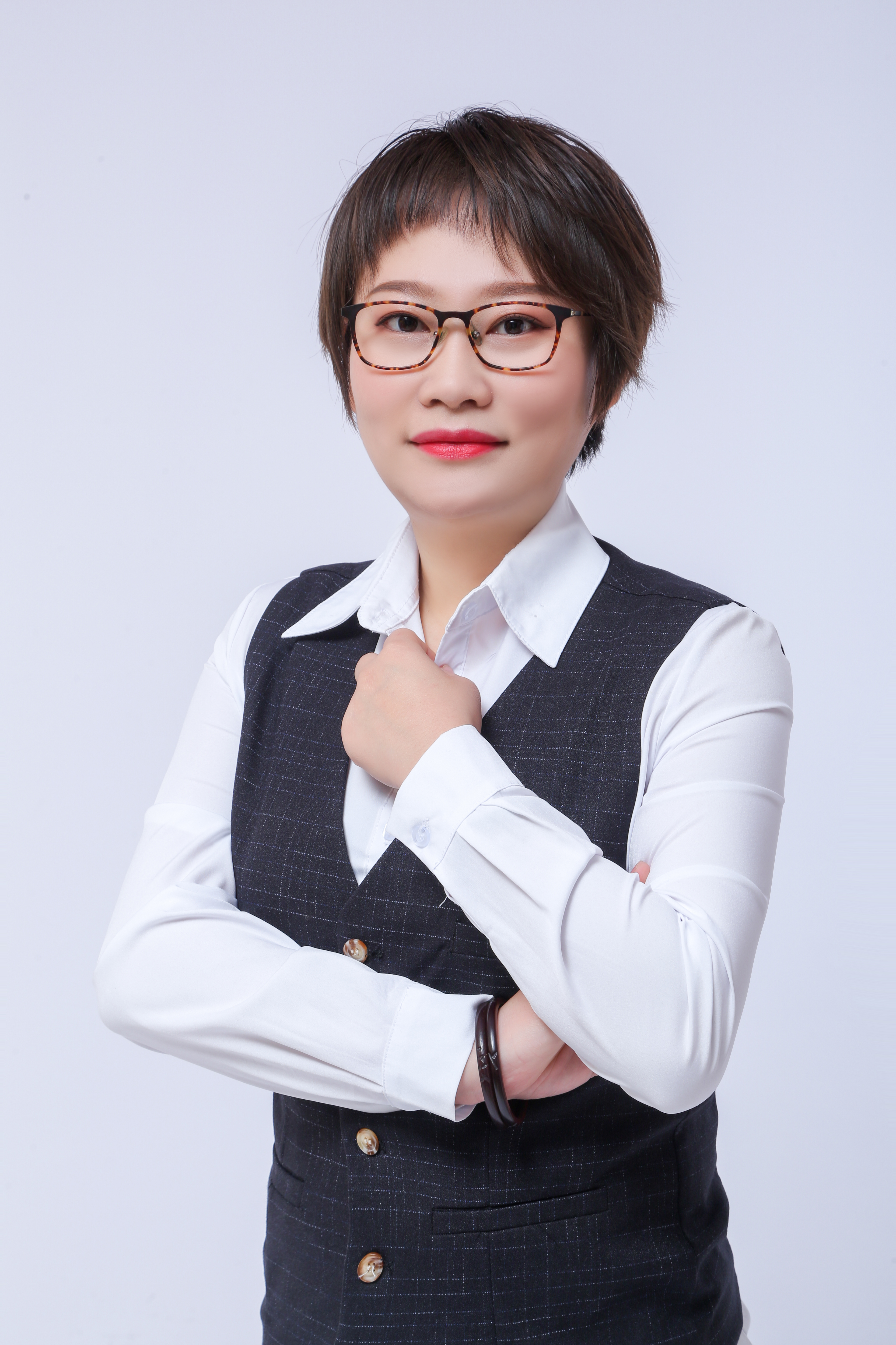 中荷人寿大连分公司旅顺营销服务部刘兢——诚信厚德