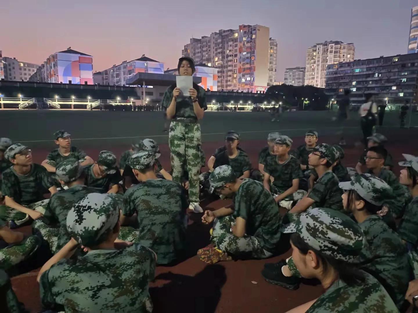 军训日记加图,军训红十字日志