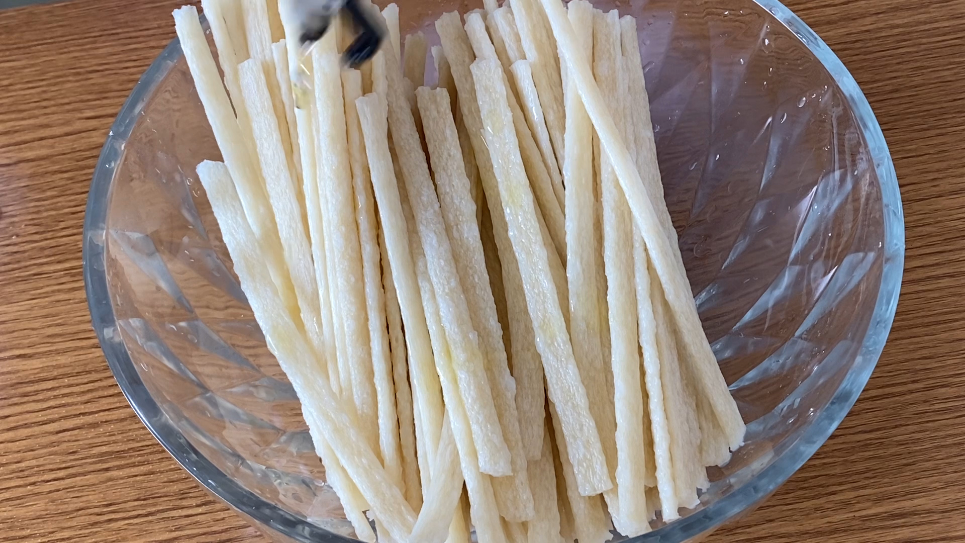 想吃辣条不用火锅怎么做,辣条健康又好吃无添加剂