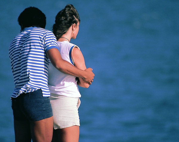 不想与男朋友亲密怎么委婉拒绝,如何拒绝和老公亲近的话术