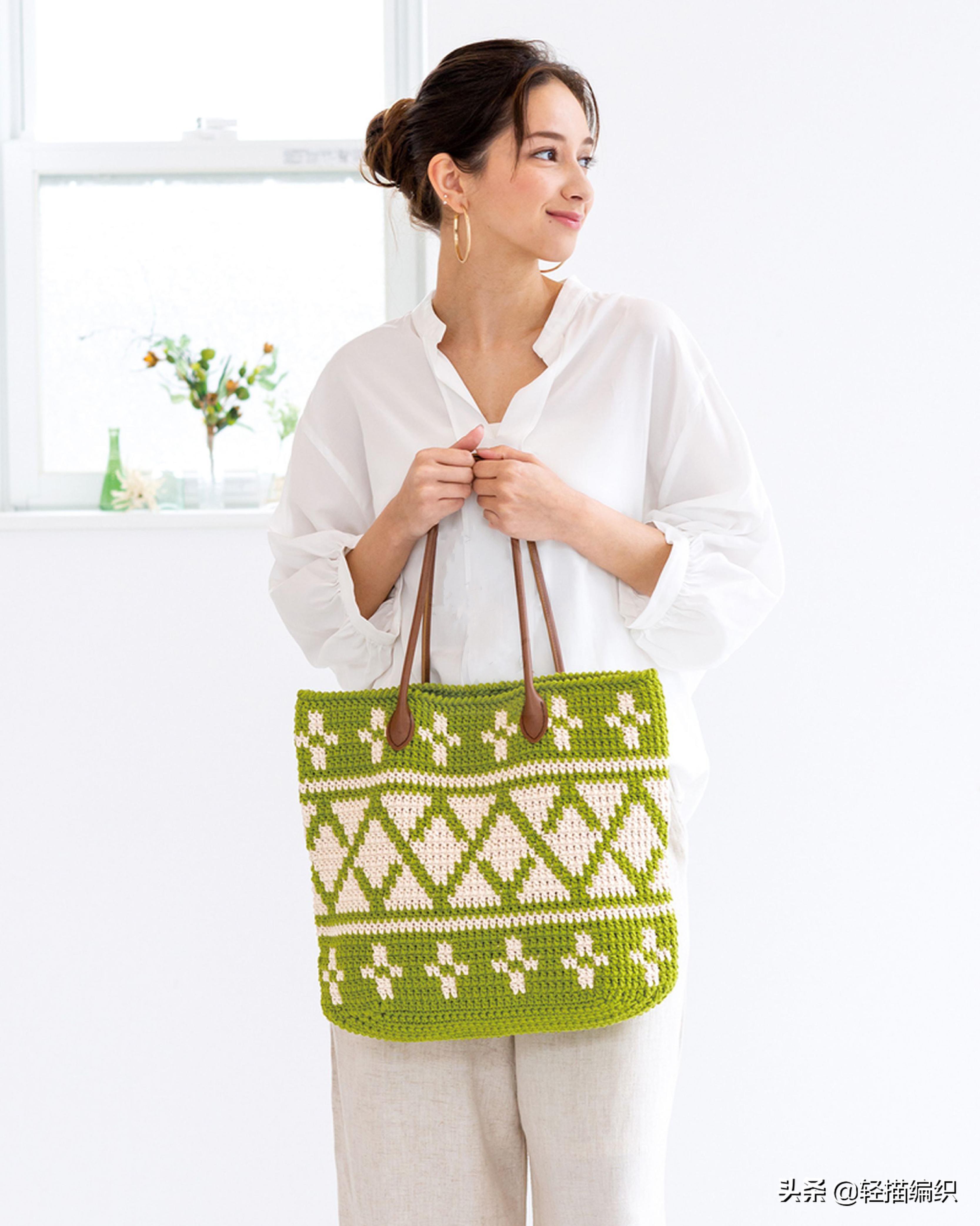 双色图案时尚手提包怎么钩,钩织祖母方格手提包简单