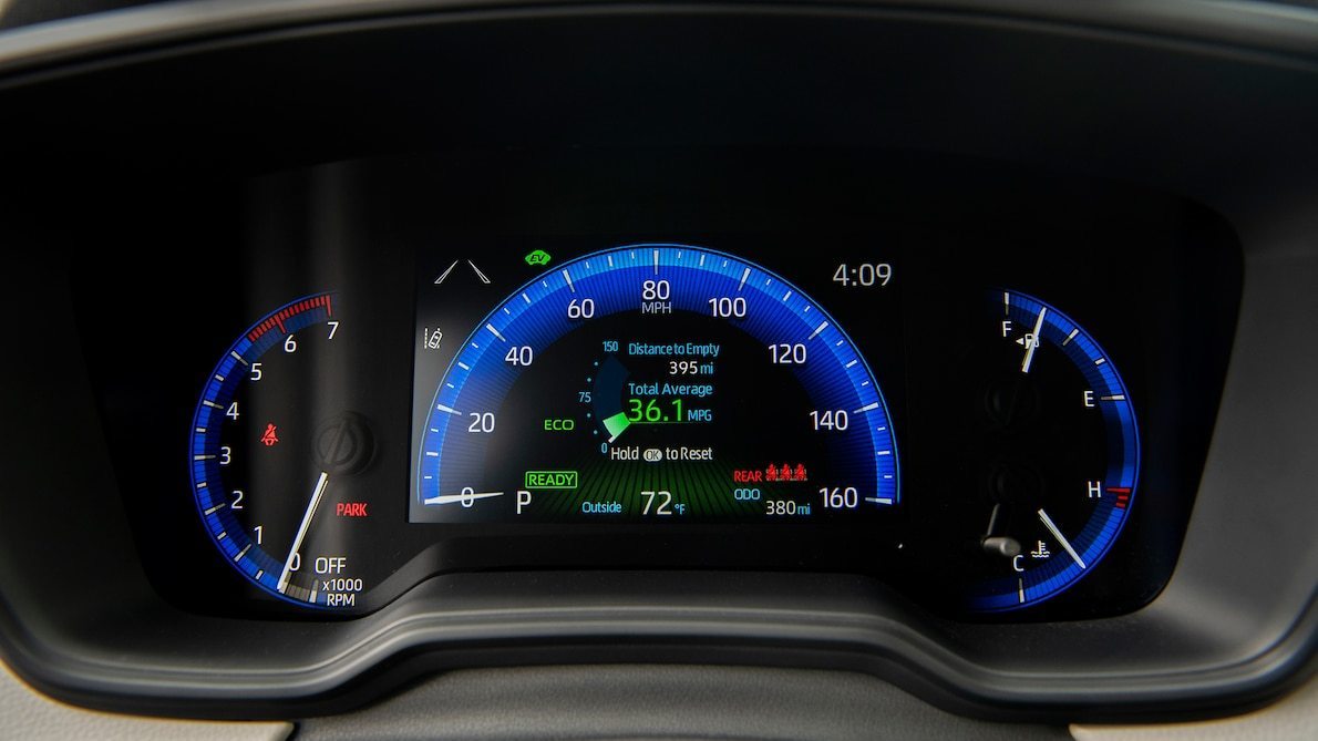 外媒试全新一代丰田卡罗拉,颜值设计、安全配置、动力表现均上乘