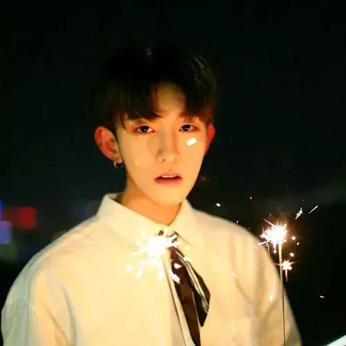 高冷男生头像初中生版,高冷男生头像侧脸高清