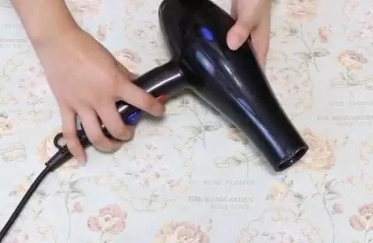 不管厚棉被多脏不用拆不用洗,陈年老棉被脏了怎么清洗