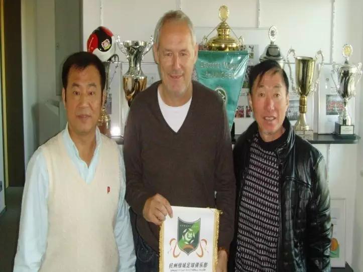 中国足球运动员的初心与使命,足球界元老