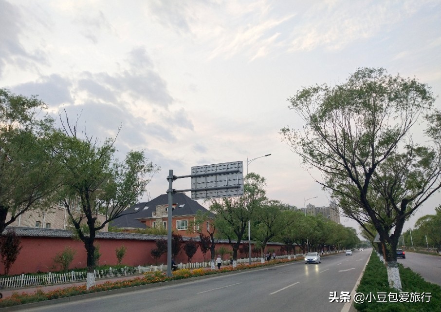 北京大学里的小别墅,北京大学城有多豪华